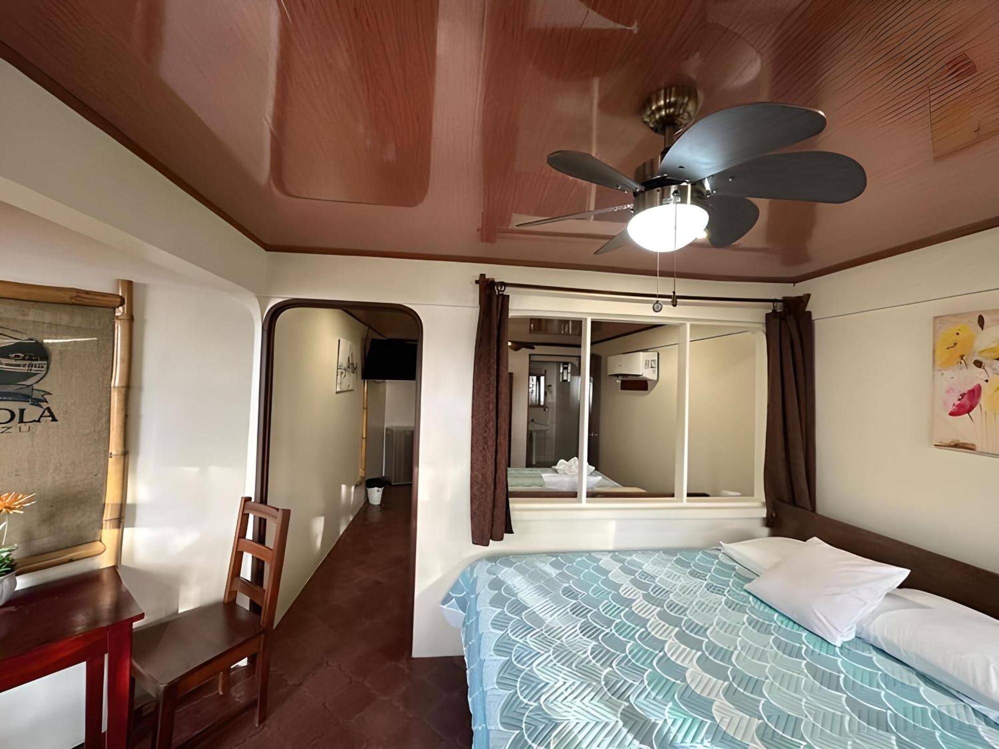 Rustic Beach Front Hotel ブラシリト エクステリア 写真